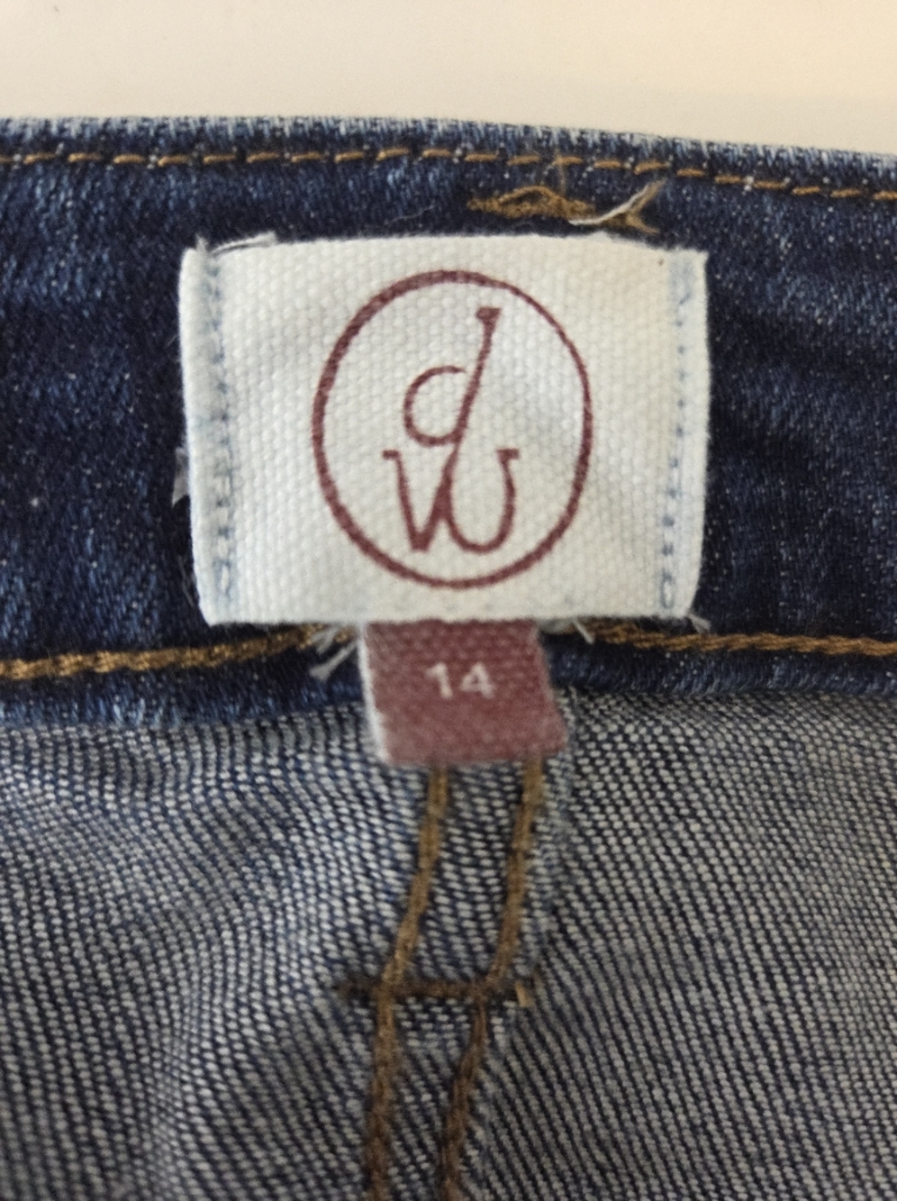 Driftwood Carlie Wide Leg Embroidered Retro Flower Womens Denim Jeans Size 14NWT - Picture 5 of 11
